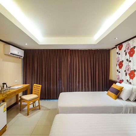 A2 Hotel Бангкок Экстерьер фото