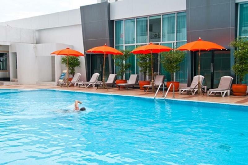 A2 Hotel Бангкок Экстерьер фото